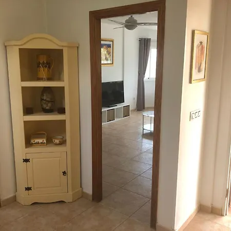 Villa - 3 Bedroom - Sleeps 8 - R130 Turre