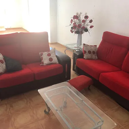 Villa - 3 Bedroom - Sleeps 8 - R130