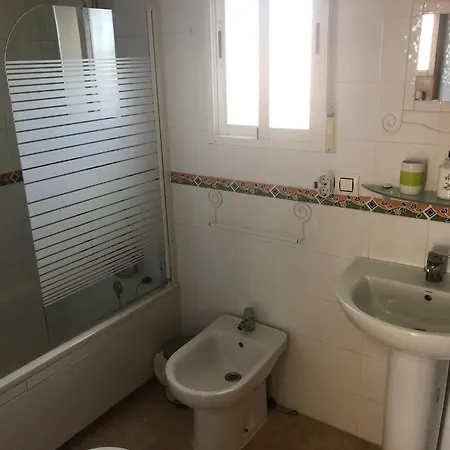 - 3 Bedroom - Sleeps 8 - R130 Villa Turre