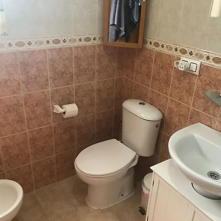 - 3 Bedroom - Sleeps 8 - R130 * Turre