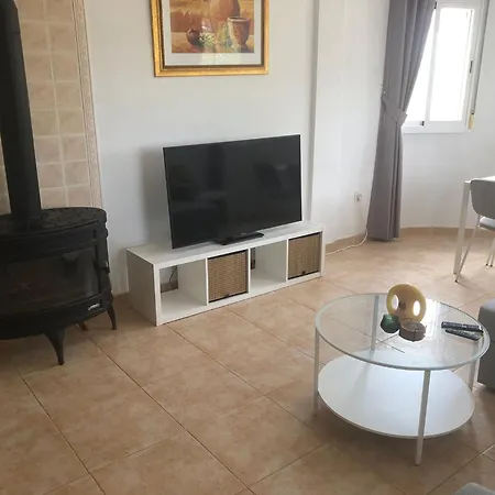 - 3 Bedroom - Sleeps 8 - R130