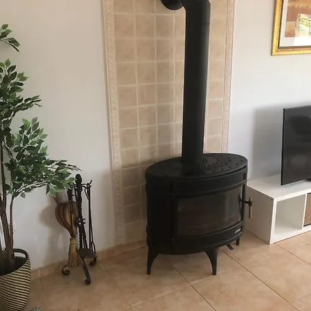- 3 Bedroom - Sleeps 8 - R130 Turre